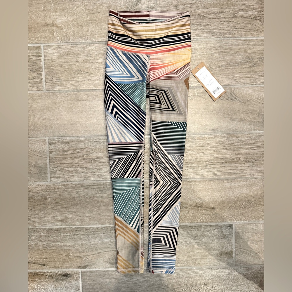 Niyama Sol Inception barefoot leggings size XS NWT